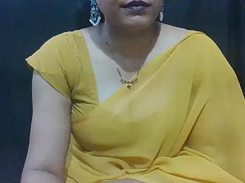 Snapshot of sugandha_bhabhi chatting on 07-08-26, 04:40 sugandha bhabhi online show from 07-08-26, 04:40