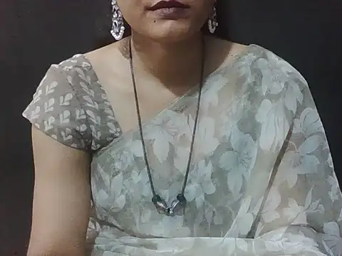 Snapshot of sugandha_bhabhi chatting on 03-15-26, 04:47 sugandha bhabhi online show from 03-15-26, 04:47