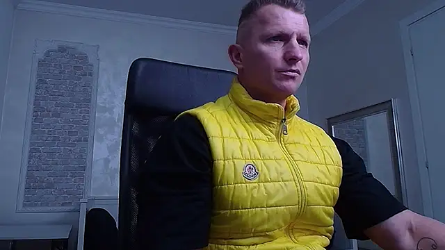 RomeoMalcolm online show from 03-17-25, 05:23