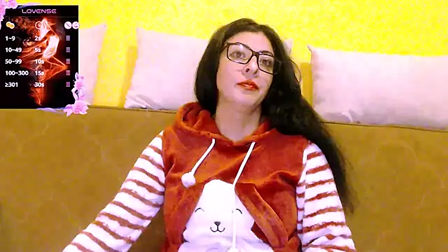 Alina eve online show from 10-02-25, 02:20