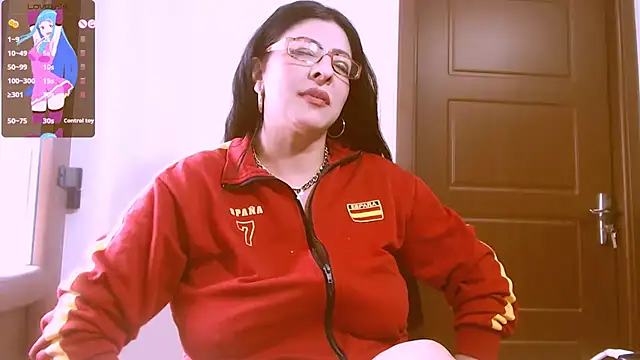 Alina eve online show from 04-10-26, 01:07