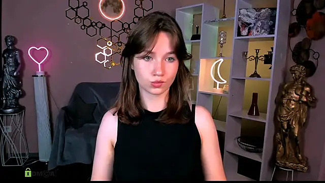 Snapshot of helli_belli chatting on 10-17-25, 07:15 helli belli online show from 10-17-25, 07:15
