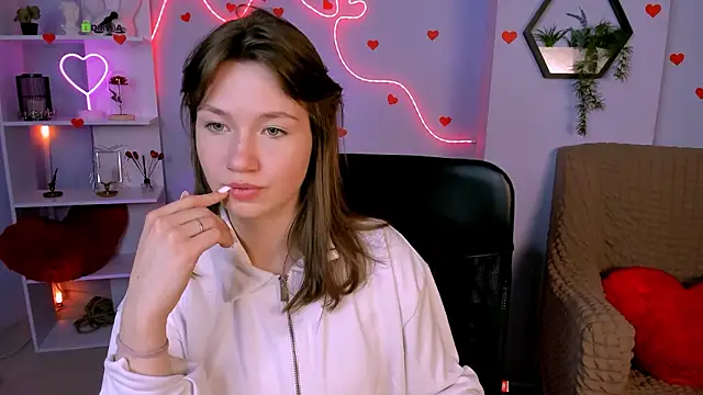 Snapshot of helli_belli chatting on 02-11-26, 07:47 helli belli online show from 02-11-26, 07:47