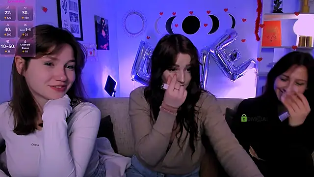 Snapshot of helli_belli chatting on 02-08-26, 08:28 helli belli online show from 02-08-26, 08:28