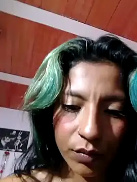 Snapshot of Harley-Davies chatting on 03-05-25, 09:15 Harley-Davies online show from 03-05-25, 09:15