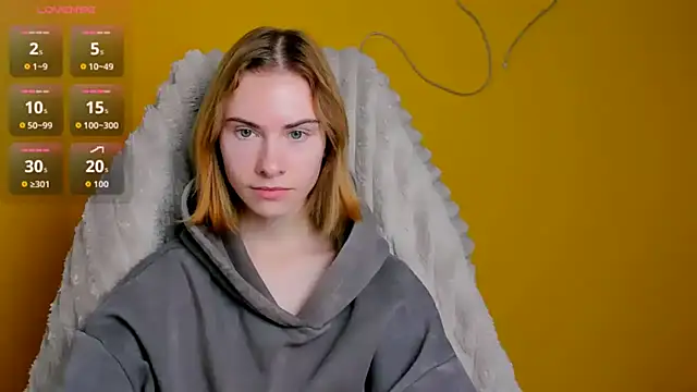 Snapshot of Fiona_Night chatting on 02-13-26, 06:57 Fiona Night online show from 02-13-26, 06:57