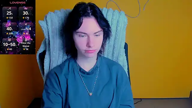 Fiona Night online show from 05-13-26, 05:25