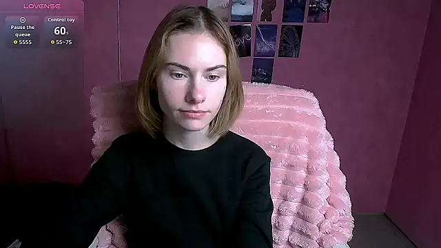 Snapshot of Fiona_Night chatting on 01-19-26, 06:06 Fiona Night online show from 01-19-26, 06:06