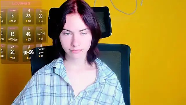 Fiona Night online show from 07-18-26, 05:38