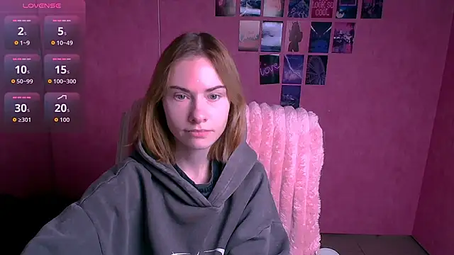 Snapshot of Fiona_Night chatting on 02-17-26, 06:33 Fiona Night online show from 02-17-26, 06:33