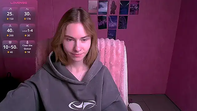 Snapshot of Fiona_Night chatting on 02-23-26, 06:36 Fiona Night online show from 02-23-26, 06:36