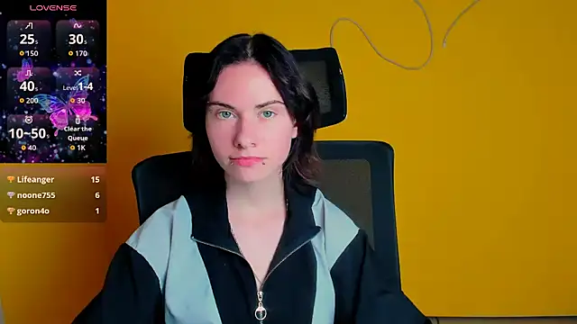 Fiona Night online show from 05-11-26, 04:04