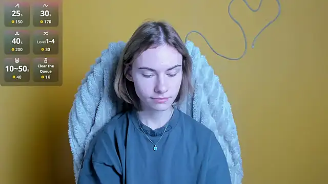 Fiona Night online show from 11-30-25, 06:14