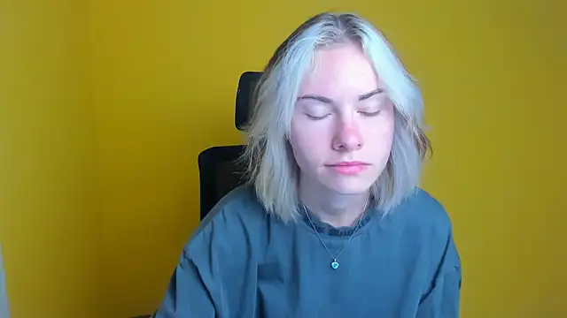 Fiona Night online show from 09-09-25, 05:06