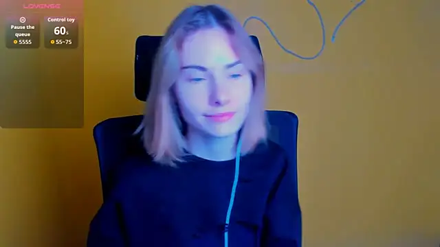 Snapshot of Fiona_Night chatting on 03-02-26, 06:25 Fiona Night online show from 03-02-26, 06:25