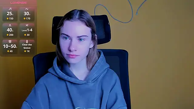 Snapshot of Fiona_Night chatting on 02-18-26, 06:22 Fiona Night online show from 02-18-26, 06:22