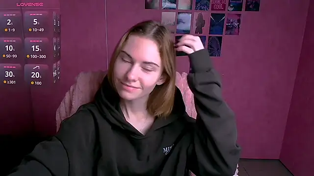 Snapshot of Fiona_Night chatting on 02-16-26, 06:12 Fiona Night online show from 02-16-26, 06:12