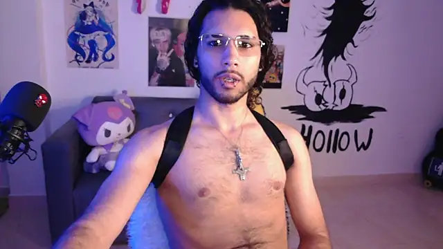 Snapshot of oezack___ chatting on 03-19-25, 05:17 oezack    online show from 03-19-25, 05:17