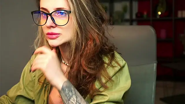 OliviaMcClean online show from 02-08-26, 02:20