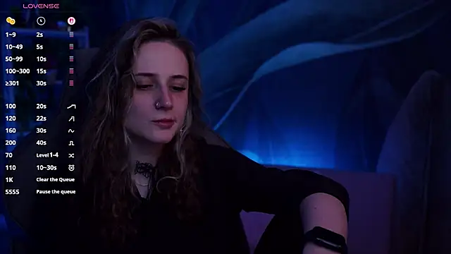 OliviaMcClean online show from 11-07-25, 02:38