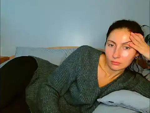 Irina9793 online show from 11-18-25, 09:23