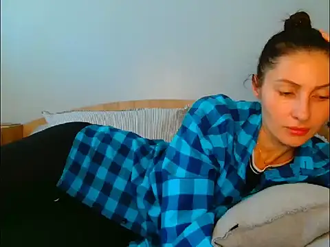 Irina9793 online show from 05-07-26, 09:23