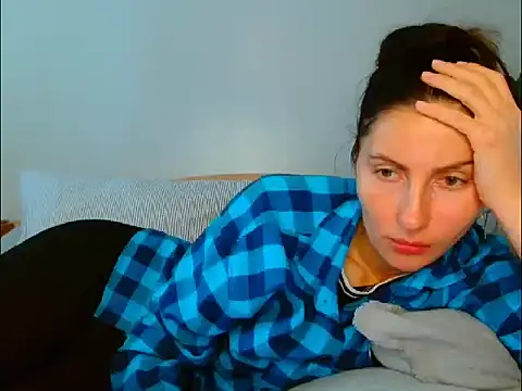 Irina9793 online show from 04-02-26, 09:05