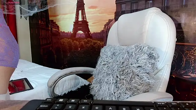 Gabi Prince online show from 10-25-25, 07:36