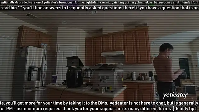 Snapshot of yetieater chatting on 02-15-25, 05:17 yetieater online show from 02-15-25, 05:17