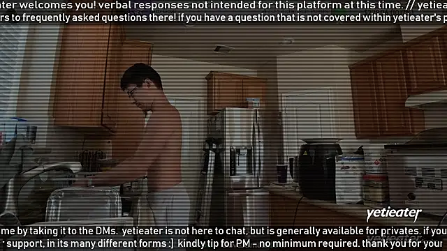 Snapshot of yetieater chatting on 03-03-26, 02:46 yetieater online show from 03-03-26, 02:46