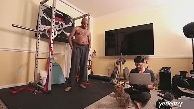 Snapshot of yetieater chatting on 01-27-25, 03:04 yetieater online show from 01-27-25, 03:04