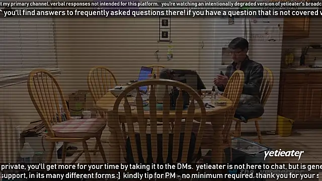 Snapshot of yetieater chatting on 01-26-25, 02:24 yetieater online show from 01-26-25, 02:24