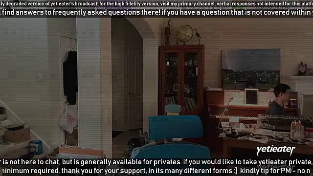 Snapshot of yetieater chatting on 01-24-25, 10:08 yetieater online show from 01-24-25, 10:08