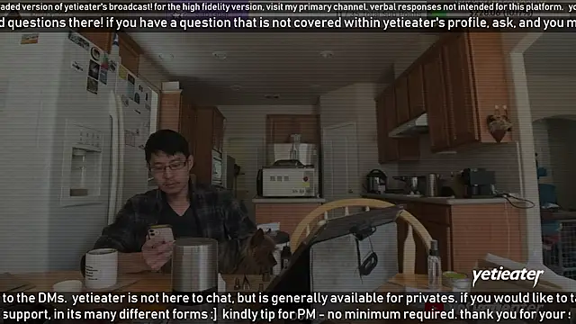 Snapshot of yetieater chatting on 01-20-25, 06:43 yetieater online show from 01-20-25, 06:43