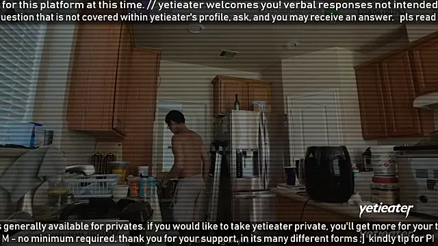 Snapshot of yetieater chatting on 07-01-26, 05:35 yetieater online show from 07-01-26, 05:35