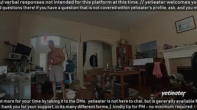Snapshot of yetieater chatting on 06-30-26, 05:13 yetieater online show from 06-30-26, 05:13