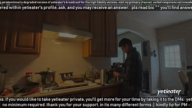 Snapshot of yetieater chatting on 01-17-25, 06:33 yetieater online show from 01-17-25, 06:33