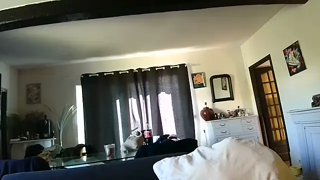 Snapshot of _little_blake chatting on 09-23-25, 12:45  little blake online show from 09-23-25, 12:45