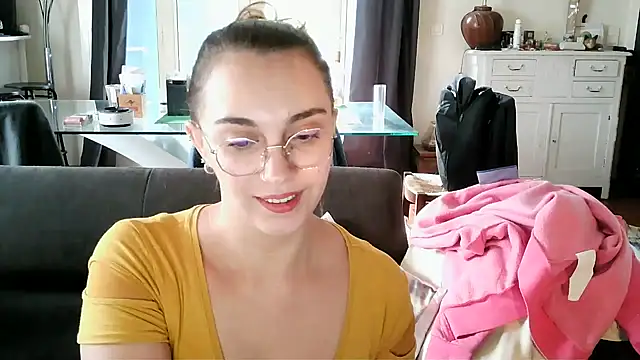 Snapshot of _little_blake chatting on 10-29-25, 09:52  little blake online show from 10-29-25, 09:52