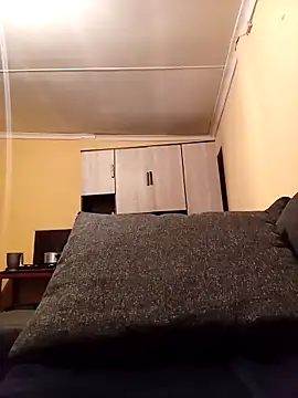 JuicyMilkyTizzy online show from 11-02-25, 07:19