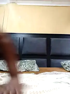 JuicyMilkyTizzy online show from 03-06-26, 08:42