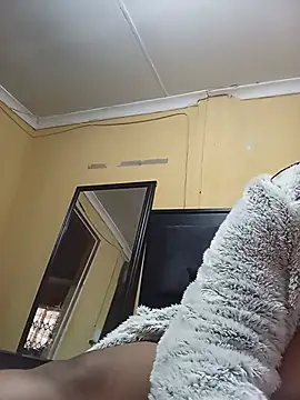 JuicyMilkyTizzy online show from 06-27-26, 12:44