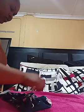 JuicyMilkyTizzy online show from 06-10-26, 07:42