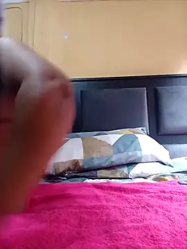 Snapshot of JuicyMilkyTizzy chatting on 02-24-26, 08:48 JuicyMilkyTizzy online show from 02-24-26, 08:48