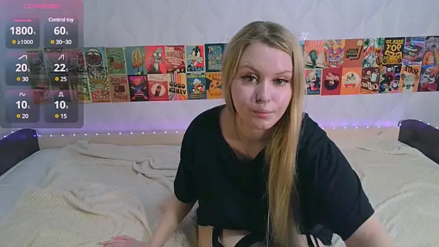 Snapshot of Beatrice_7 chatting on 03-17-25, 10:38 Beatrice 7 online show from 03-17-25, 10:38