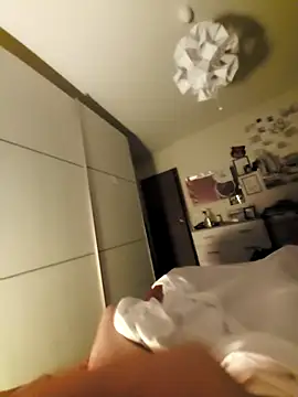 Cazzettostorto99 online show from 09-17-25, 09:39