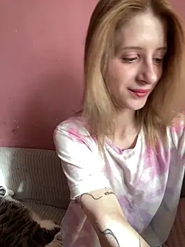 Snapshot of amorearte_m chatting on 03-08-26, 11:24 amorearte m online show from 03-08-26, 11:24