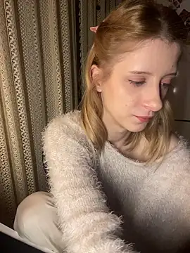 Snapshot of amorearte_m chatting on 02-04-26, 09:43 amorearte m online show from 02-04-26, 09:43