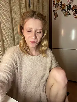 Snapshot of amorearte_m chatting on 02-27-26, 02:12 amorearte m online show from 02-27-26, 02:12