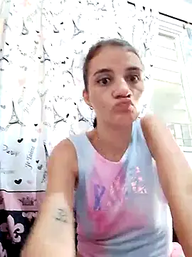 ArianaaGrace online show from 09-29-25, 09:20